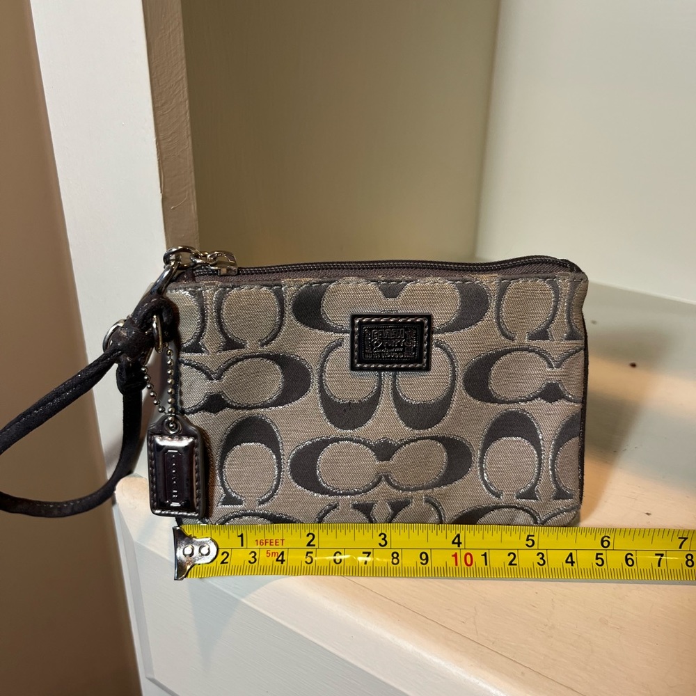 Coach Canvas Signature C Poppy Wristlet - Picture 4 of 7